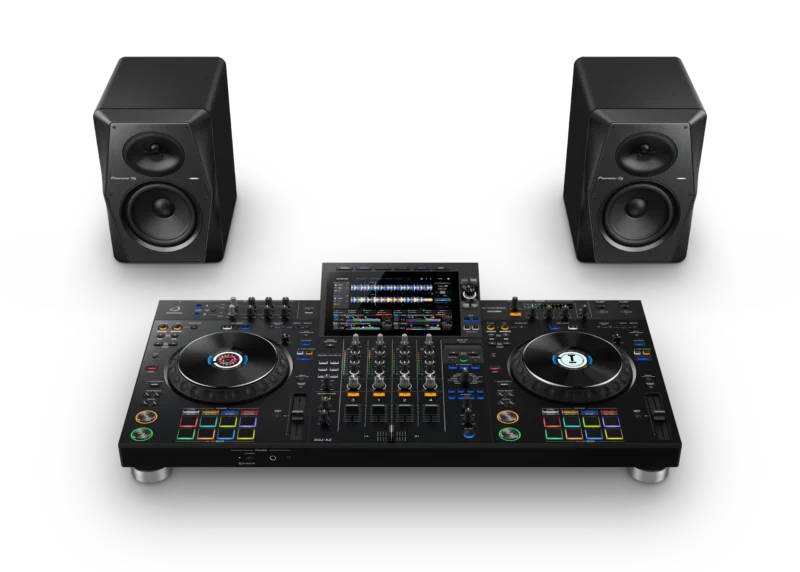 XDJ-AZ El sistema DJ todo en uno definitivo 20 NDD-XDJ AZ CGI Set 1 3000x2144 scaled 1