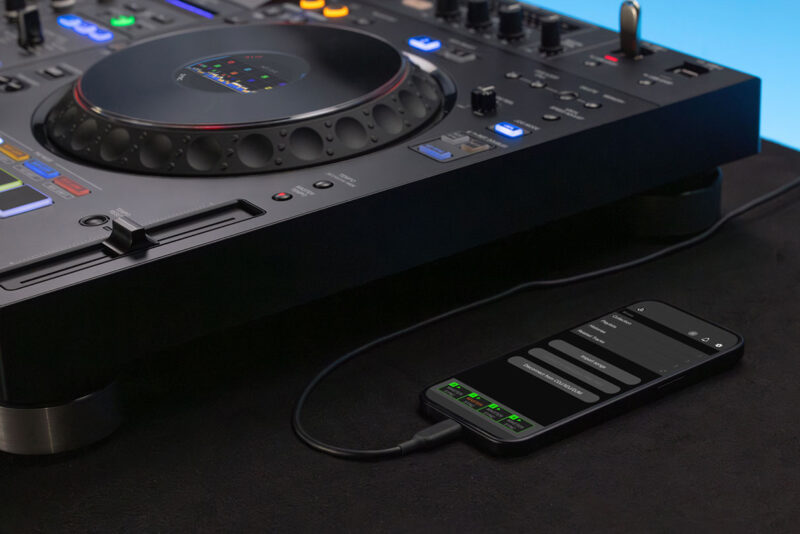 XDJ-AZ El sistema DJ todo en uno definitivo 19 NDD-lifestyle 05 1210 807