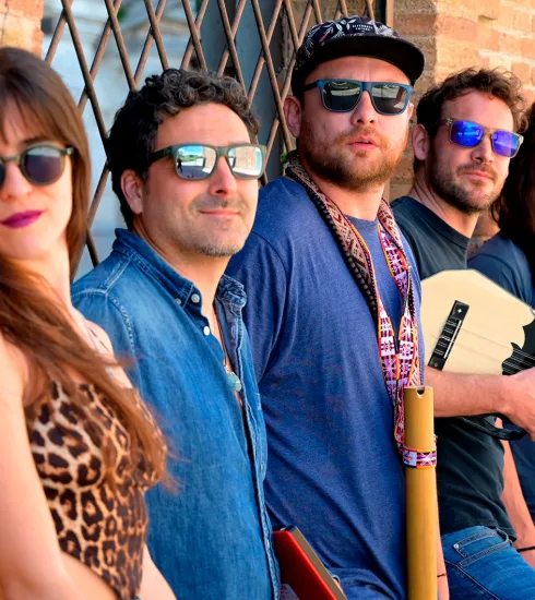Los chilenos Calle Mambo presentan el video single "La Peregrina" 5 NDD-Calle Mambo