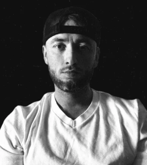 "Her" de Nicky Bender: una nueva interpretación del house melódico 3 NDD-Captura de pantalla 2025 03 07 a las 17.14.54