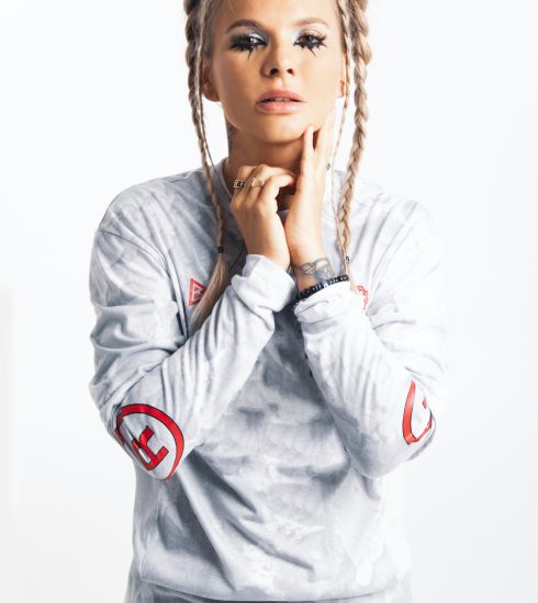 ANII lanza el sencillo rico y complejo 'Hello' en Truesoul Su debut en el sello, después de su lanzamiento anterior en Drumcode 3 NDD-press kit anii blowhammer44 copy