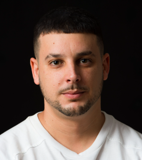 El talento español Ismaso nos trae dos joyas del house con influencia latina y un toque apasionante. 3 NDD-Captura de pantalla 2025 04 03 a las 20.06.40