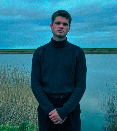 Quicche presenta su álbum debut, audaz y rompedor con el género, en R&S Records 5 NDD-Captura de pantalla 2025 04 08 a las 20.11.12