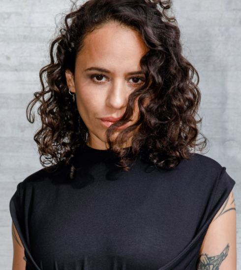 Joyce Muniz regresa a Exploited con el tema Afro Italo lo-fi 'Mo Dupe', la continuación del gran número 1 'Beats & Lines' 4 NDD-Captura de pantalla 2025 04 18 a las 10.53.04