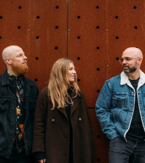 Tinlicker y Hero Baldwin colaboran en el emotivo sencillo "I Started a Fire" 3 NDD-PRESS SHOT 01 credit Mees Borst