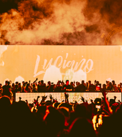 CHINOIS IBIZA TRIUNFA UNA VEZ MÁS CON LA TERCERA EDICIÓN DE SU FIESTA GRATUITA PORTSIDE EN EL PUERTO DE IBIZA 3 NDD-Captura de pantalla 2025 06 10 a las 21.49.13