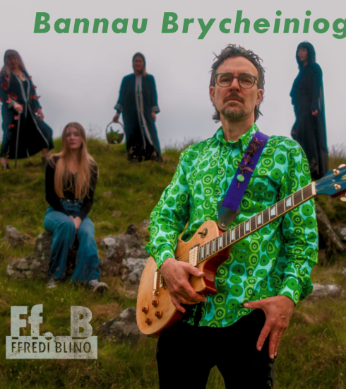'Ffredi Blino' regresa con un nuevo single: 'Bannau Brycheiniog'; una versión en galés de la canción de Supergrass 5 NDD-WjwsNDUi1o6