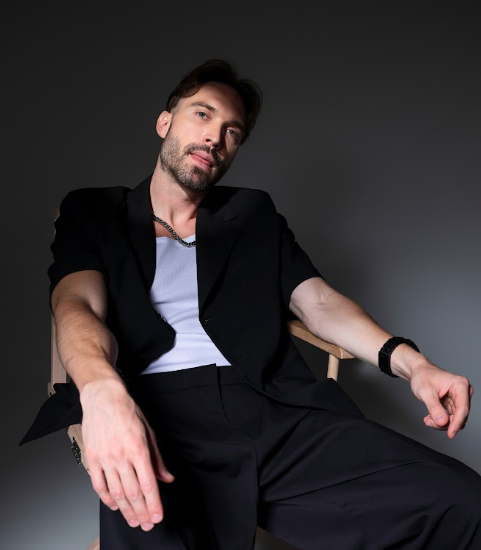 METODI EXPLORA LAS NUEVAS VIBS CON “CLOSER TO ME” 4 NDD-Captura de pantalla 2025 07 02 a las 13.04.42