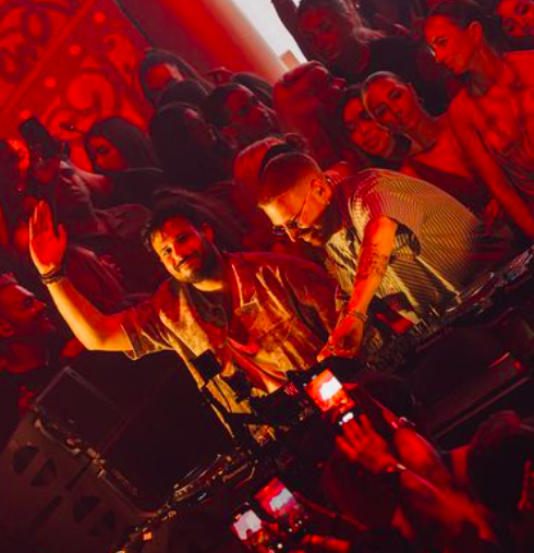 Randoree se reúne con HUGEL para el nuevo sencillo 'Work That Body' en Make The Girls Dance 4 NDD-Captura de pantalla 2025 08 25 a las 2.10.17