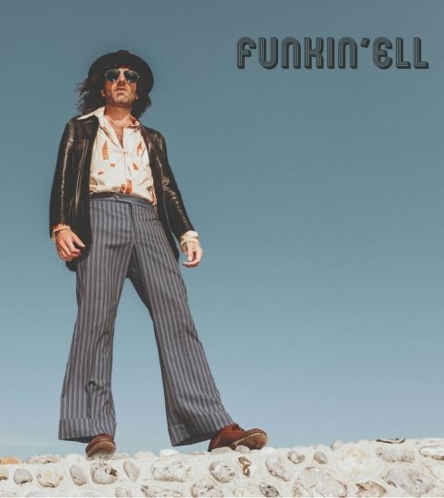 Mark Churcher de Brighton (Chicago Bee, Emote) presenta su nuevo alias de sintetizador y LP, 'Funkin'ell', ya disponible en Emote (vinilo + digital). 4 NDD-for print