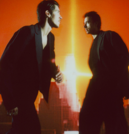 PARALLELLE & SACKS LANZAN NUEVO SINGLE Y VIDEO “SEARCHING FOR THE GROOVE” 5 NDD-Captura de pantalla 2025 10 01 a las 21.38.35