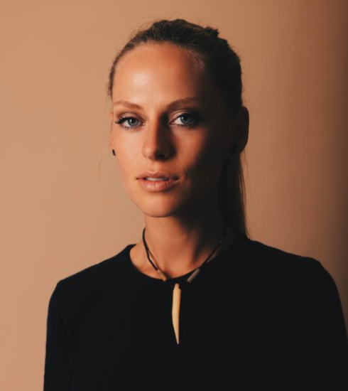 Nora En Pure regresa con un nuevo y evocador sencillo, ‘Watermark’ 3 NDD-Captura de pantalla 2025 11 14 a las 14.02.37