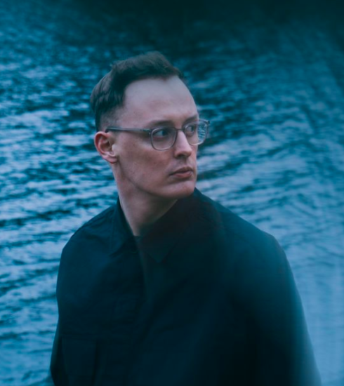 Corren Cavini regresa a Purified Records con "Hopes & Fears" 3 NDD-Captura de pantalla 2026 01 16 a las 11.38.07