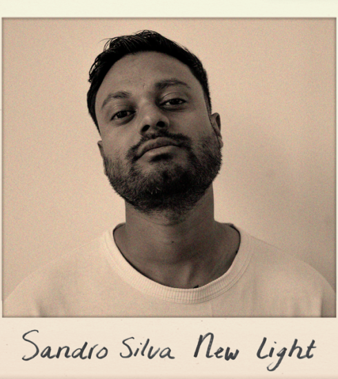 SANDRO SILVA REGRESA CON SU NUEVO EP REFLEXIVO ‘NEW LIGHT’ 5 NDD-Captura de pantalla 2026 01 22 a las 16.11.17