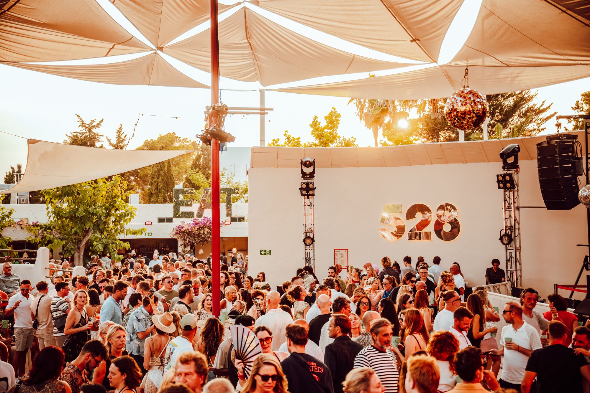 Un verano épico en 528 Ibiza 10 NDD-528 Ibiza 5994