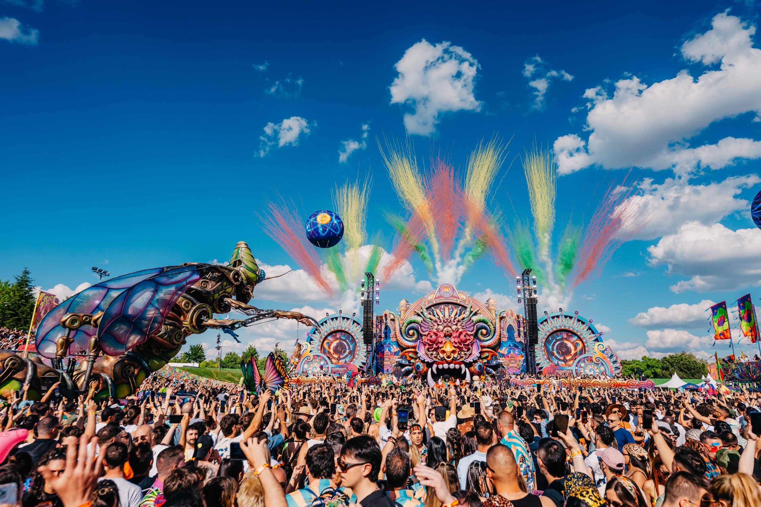 elrow Town Madrid rompe todos los records 12 NDD-ERTMadrid26 0501 1758 FESTIVAL ToniVillen Z63 7085 scaled