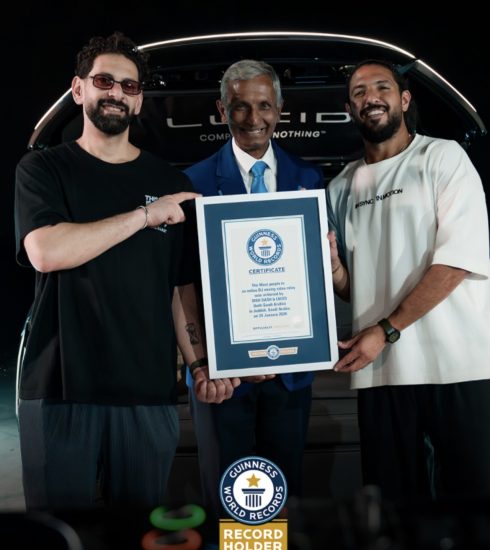 Dish Dash y 61 artistas saudíes hacen historia con un Récord Guinness impulsado por energía eléctrica 4 NDD-IMG 2570
