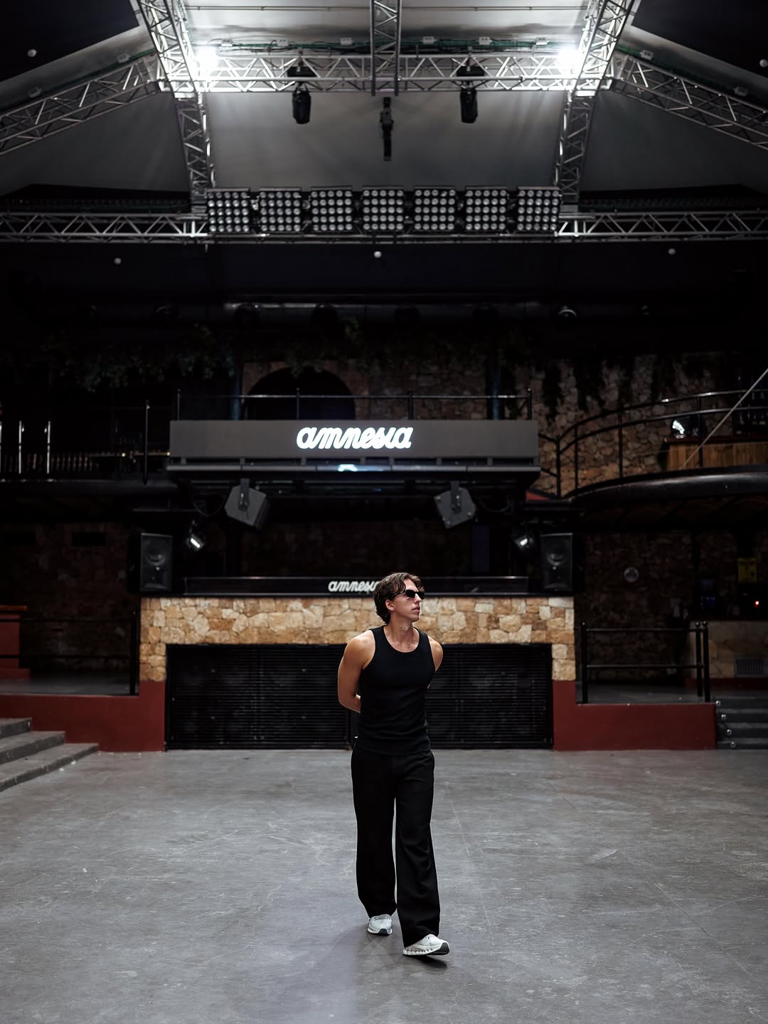 You & Me de Josh Baker estrena residencia en Amnesia Ibiza 6 NDD-SaveClip.App 722116727 18600681931042082 4118699952409308140 n