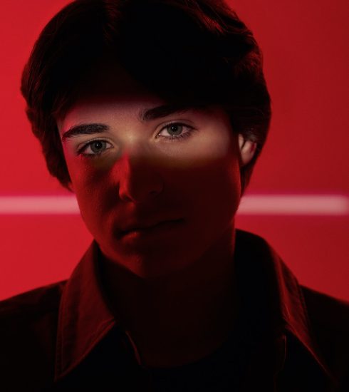 JAN lanza el potente y personal tema con influencias del garage: “Feel It Now” 3 NDD-unnamed 29
