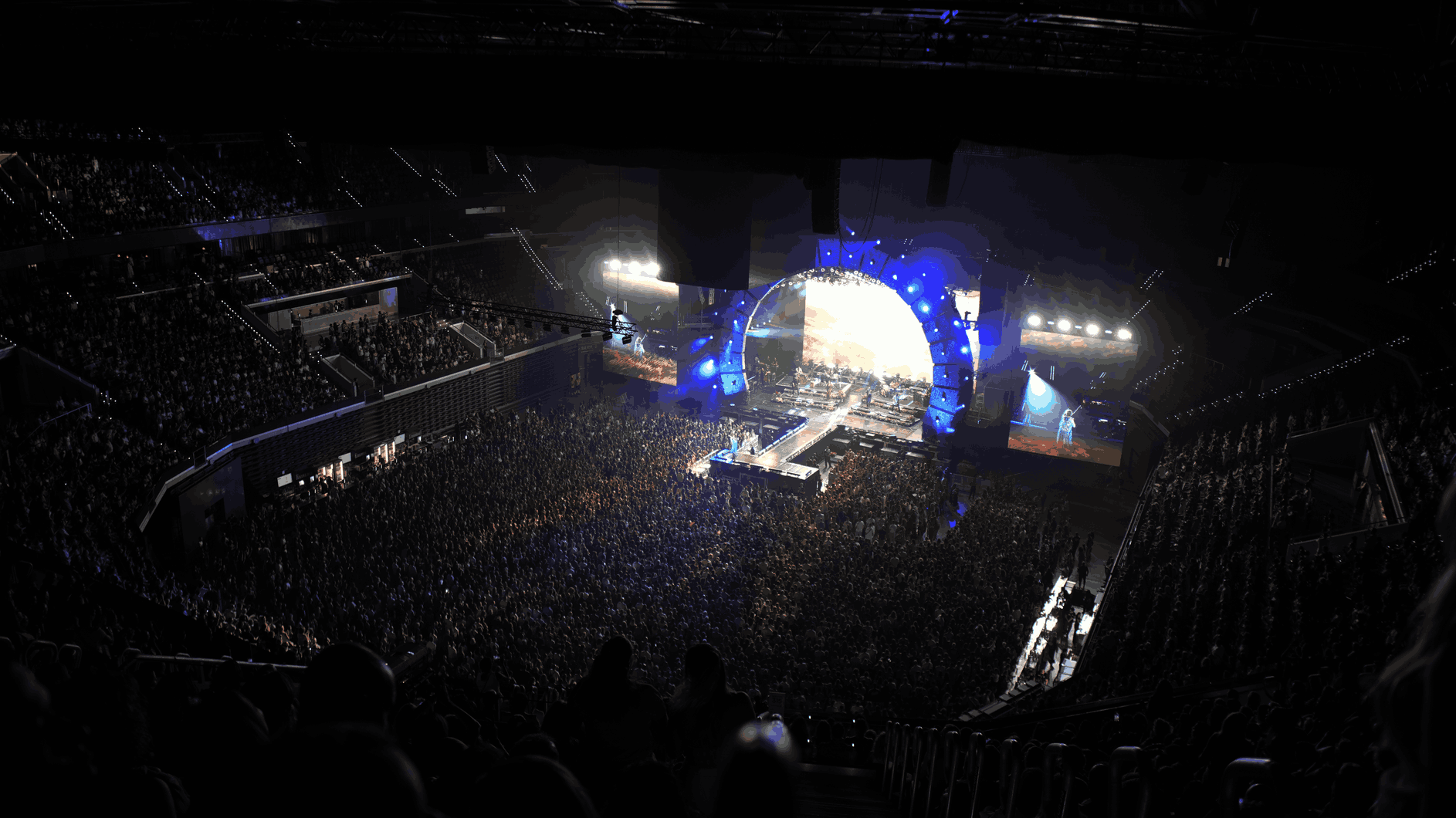 House Arena pone el Roig Arena al servicio de la cultura house 7 NDD-pista central 1